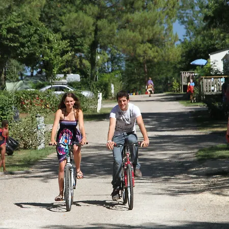 Camping Le Pressoir 4*