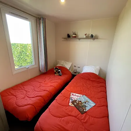 Camping Le Pressoir Petit-Palais-et-Cornemps