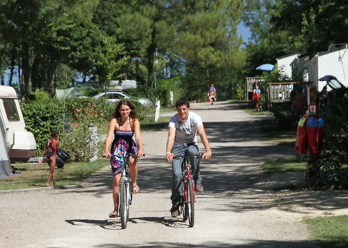 Camping Le Pressoir 4*