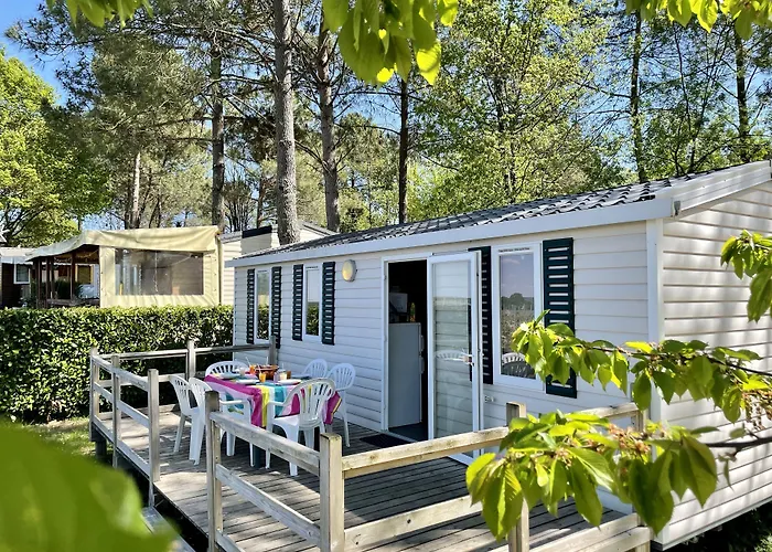 Le Pressoir Camping 4*