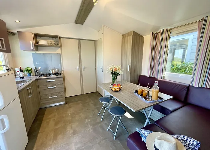 Le Pressoir Campeggio Petit-Palais-et-Cornemps